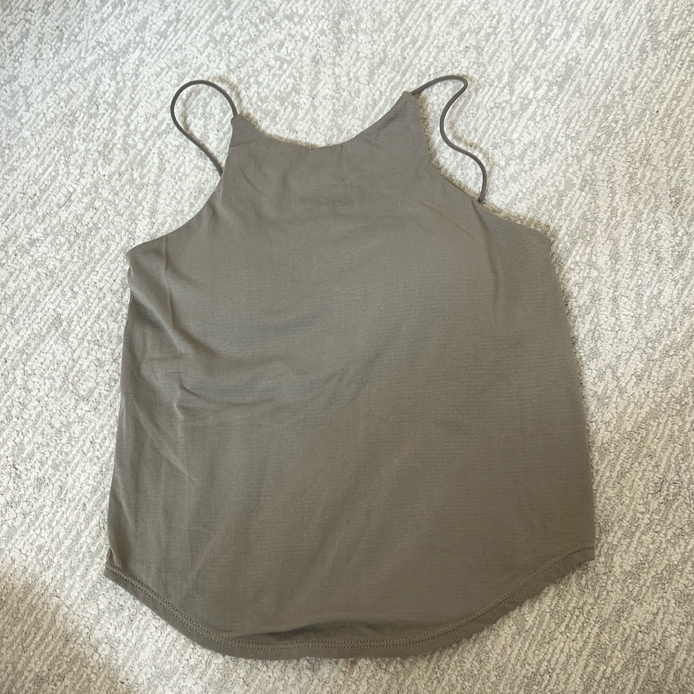 Taupe croptop